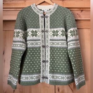 Susan Bristol Green and Cream Wool Cardigan